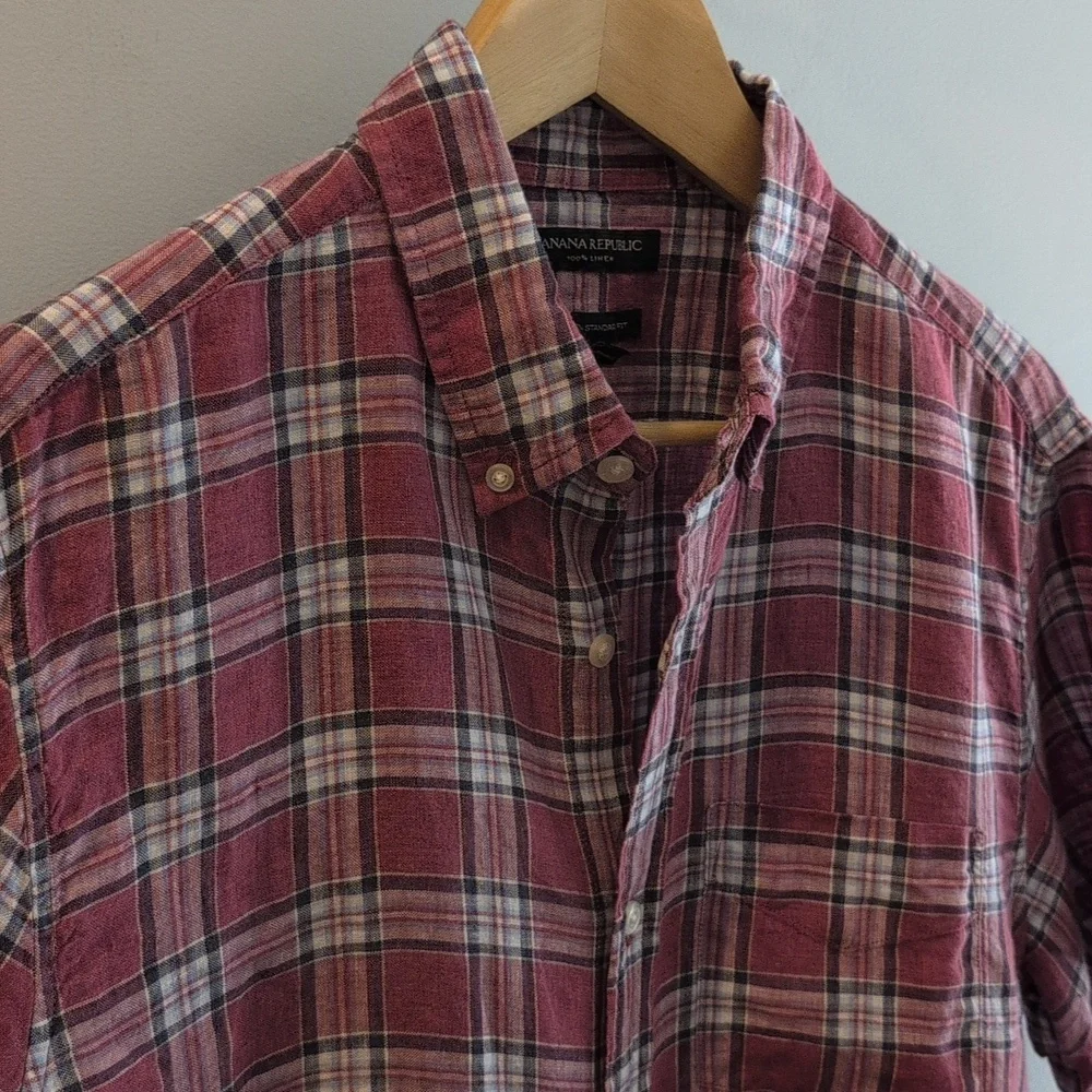 Banana Republic Men's Medium Linen Camden Standard Fit Short Sleeve Plaid Shirt